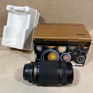 Nikon Zoom-Nikkor 70-300mm f/4-5.6D EDAF Telephoto Lense CIB